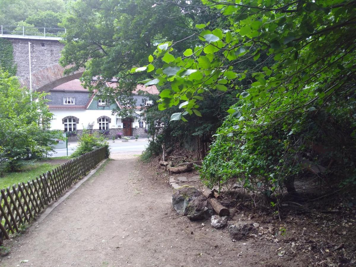 Schmoekermuehle Bed and Breakfast Andernach Eksteriør billede